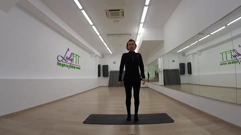 Loredana Stretch & Tone 1